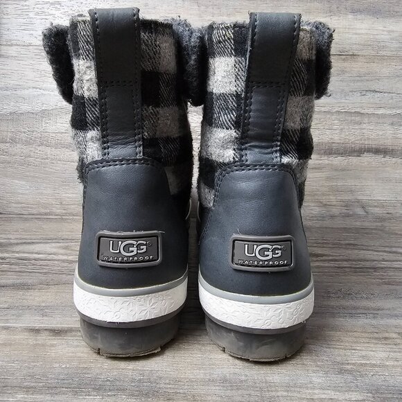 UGG Astin Waterproof Winter Snow Gray Buffalo Plaid Flannel Boots Unisex - Picture 5 of 13